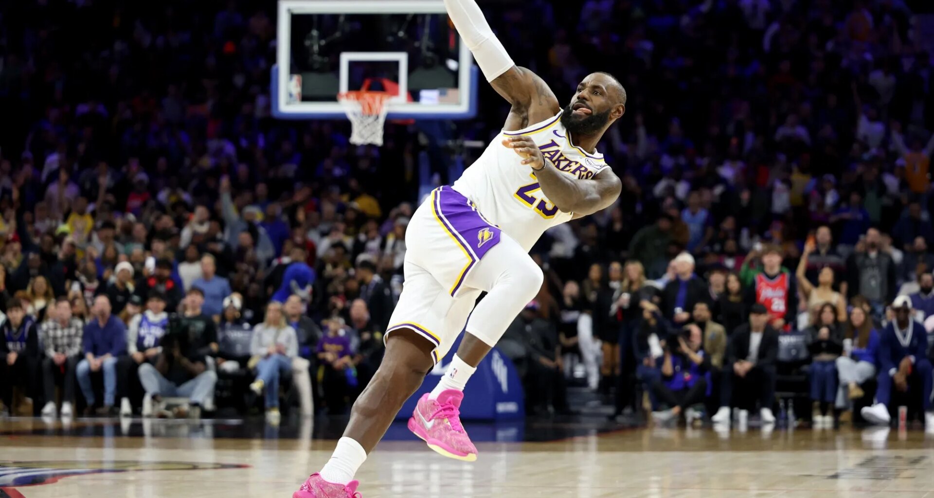 Saquon Barkley, Gov. Josh Shapiro welcome LeBron James to Philly