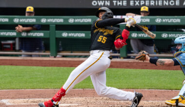 Pirates' Esmerlyn Valdez Day to Day With Hand Contusion