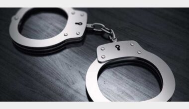 arresstedhandcuffs.jpg
