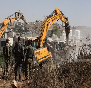 Israeli forces begin demolition of two inhabited homes in Bethlehem governorate