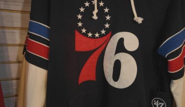 LeBron James' arrival sparks shopping frenzy for Philadelphia 76ers gear at sports stores