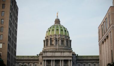 Pennsylvania state budget unlikely to pass before Tuesday deadline