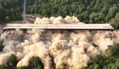 Old Pennsylvania bridge demolished to make way for new structure