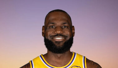 LeBron James takes biggest pay cut ever in NBA history in Philadelphia