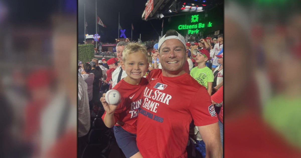 Father and son's trip to Home Run Derby turned into unforgettable memory after catching Kyle Schwarber's HR