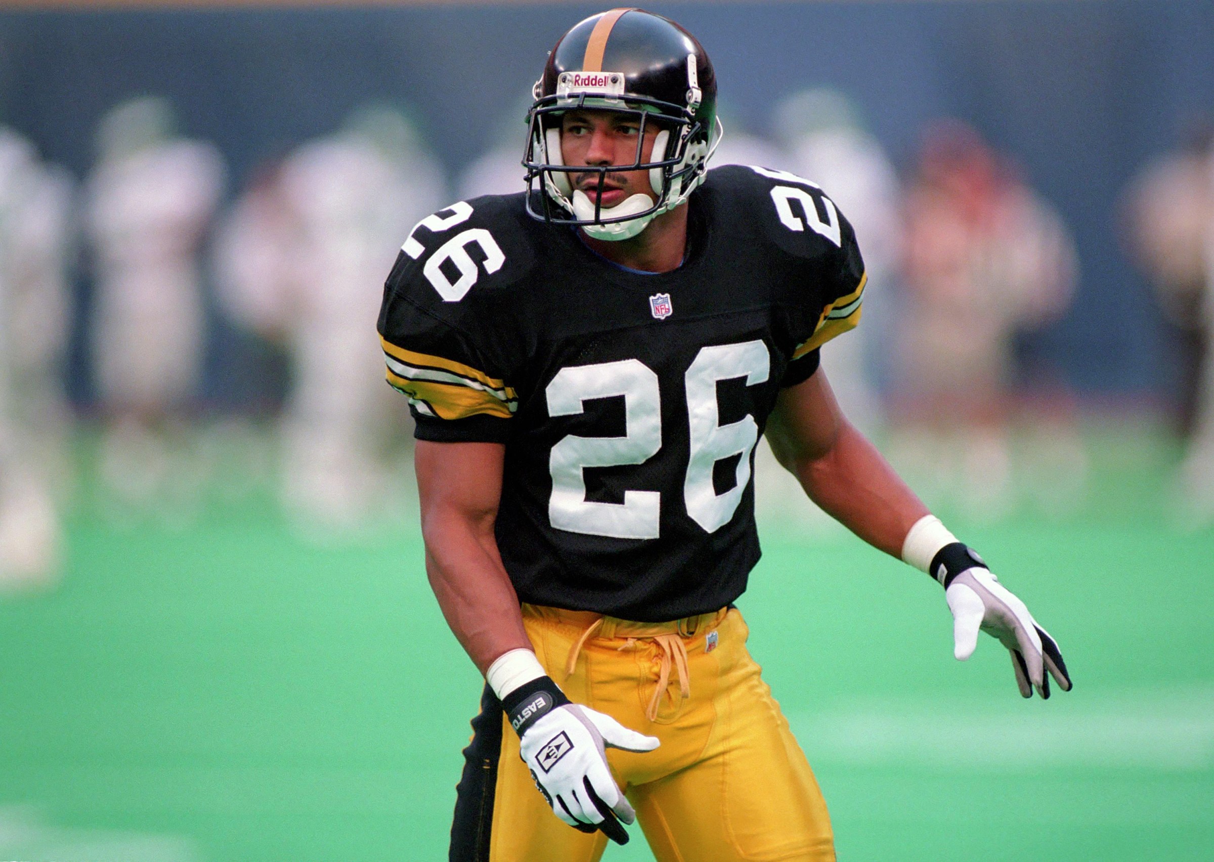 PITTSBURGH, PA - AUGUST 24: Cornerback Rod Woodson #26 of the Pittsburgh Steelers looks on from the field before a preseason game against the Philadelphia Eagles at Three Rivers Stadium on August 24, 1995 in Pittsburgh, Pennsylvania. The Eagles defeated the Steelers 16-6. (Photo by George Gojkovich/Getty Images)