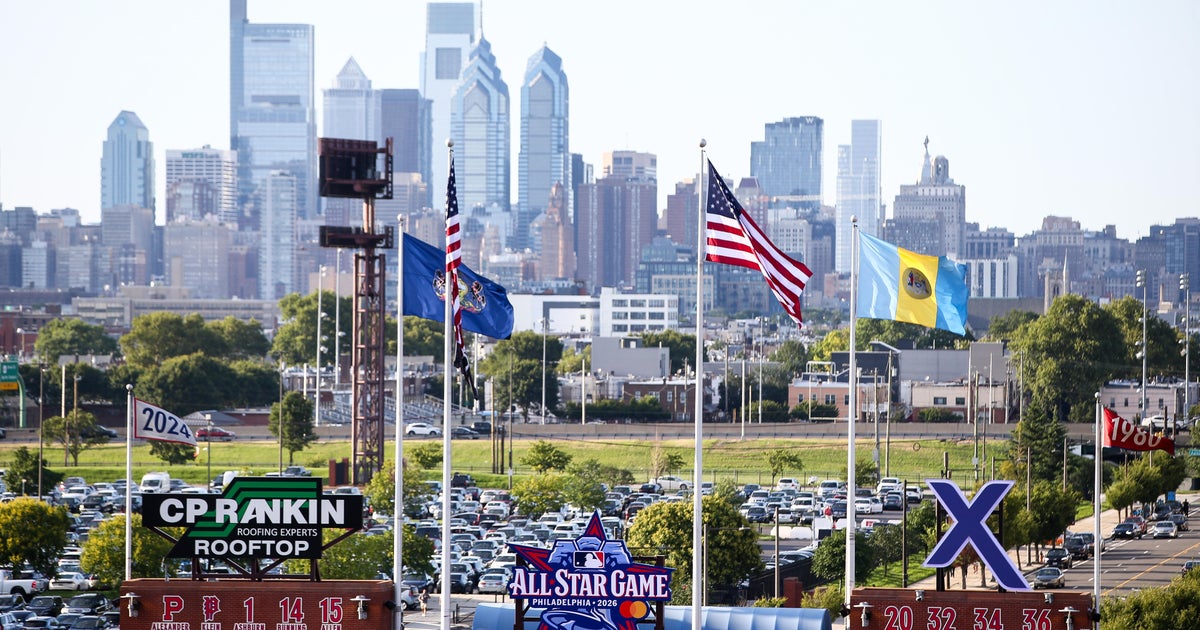 Los Angeles Angels v Philadelphia Phillies