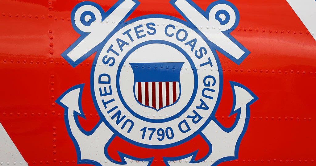 1 dead, 2 hospitalized after vessel runs aground in Lake Erie near Ohio island, Coast Guard says