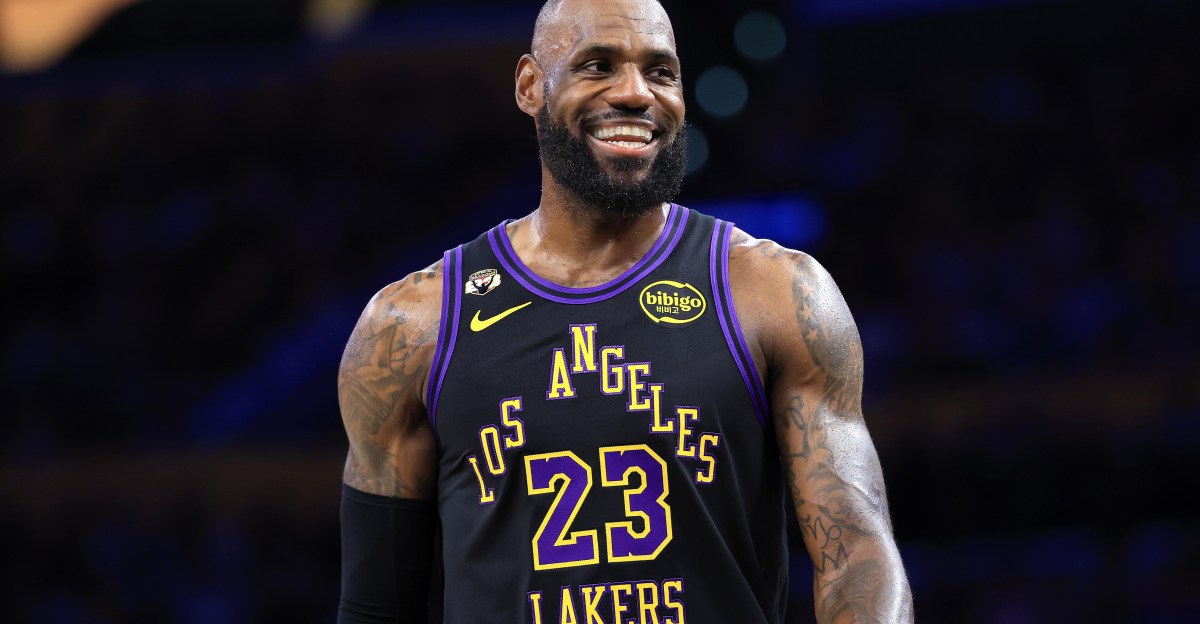 LeBron James joins Michael Jordan in Philadelphia