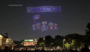 Drone show lights up night sky over Philadelphia's Independence Hall