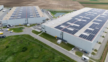 Pennsylvania lawmaker targets warehouse roofs with solar plan to slash power bills statewide