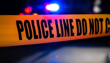 Pittsburgh Officer taken to hospital after being poked by a used needle during traffic stop – WPXI