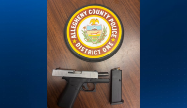 Monroeville man charged after gun found in carry-on at Pittsburgh International Airport, police say – WPXI