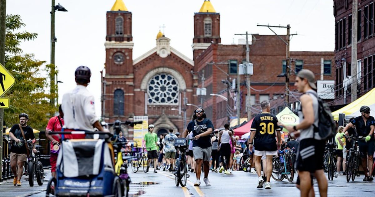OpenStreetsPGH returns to Strip District and Lawrenceville
