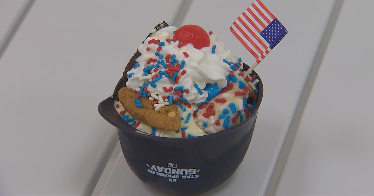 Pittsburgh ice cream shop hands out complimentary sundaes ahead of Star-Spangled Sunday on NBC