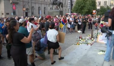 Philadelphia vigil after ICE shootings in Texas, Maine – NBC10 Philadelphia