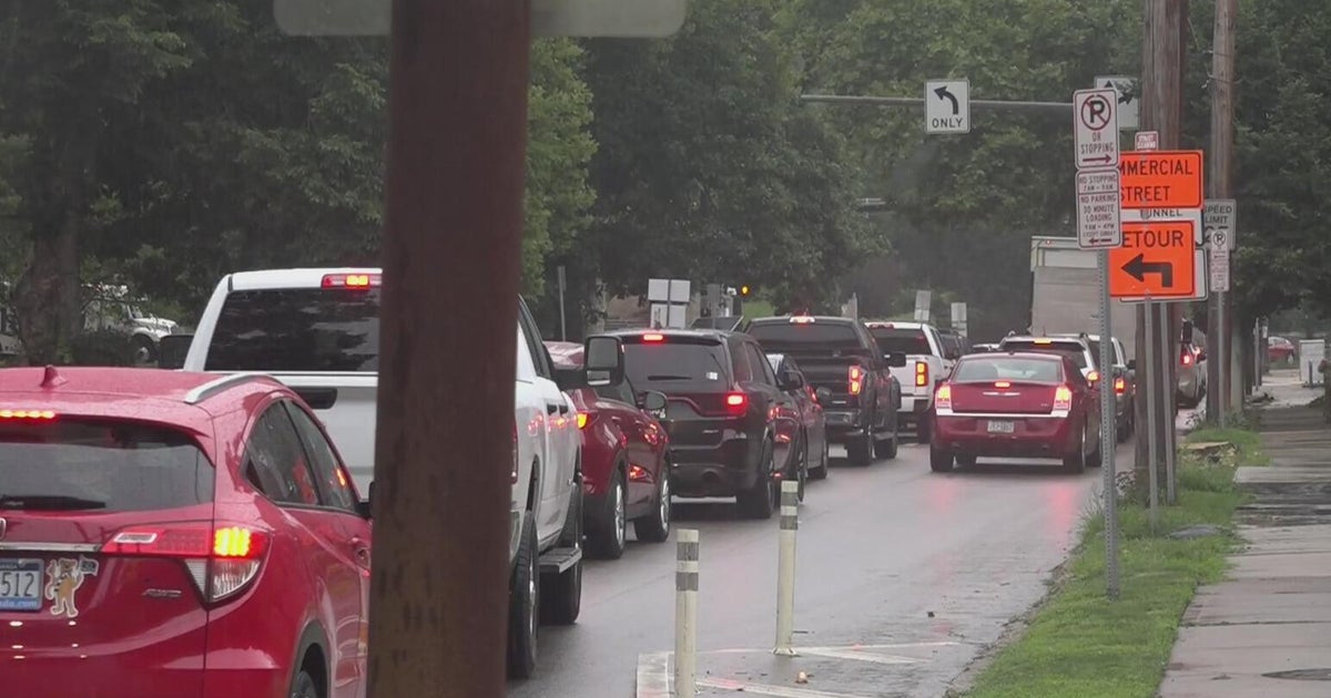 Neighbors living along Commercial Street Bridge detours excited about potential early opening