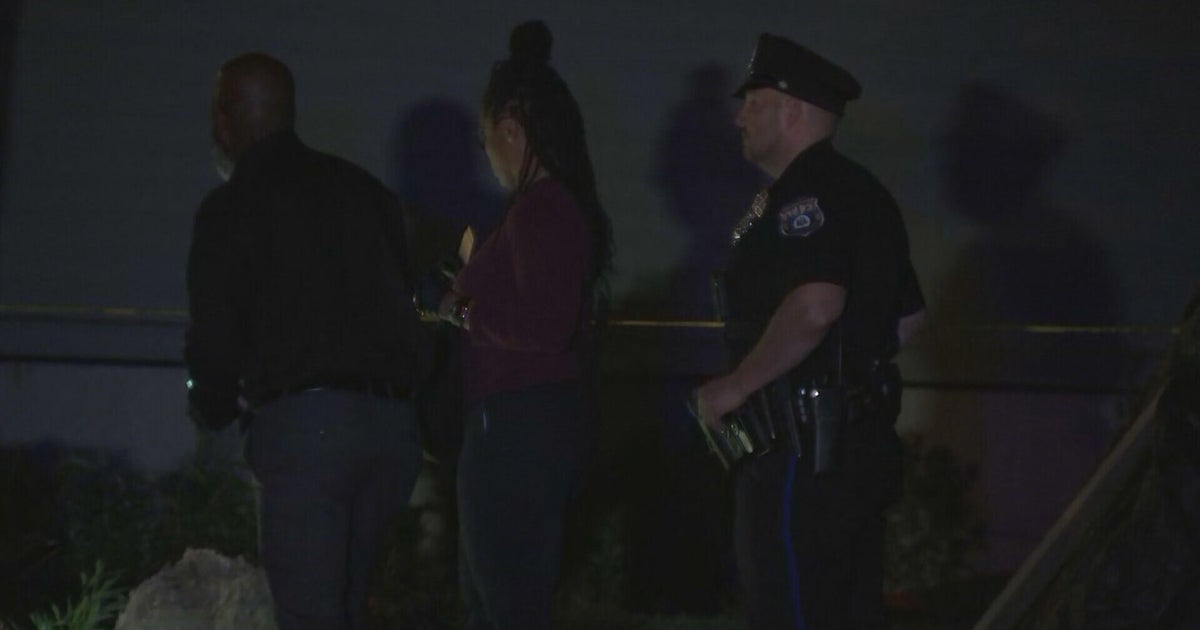 Man, dog shot by suspects targeting homeless in Kensington, police say