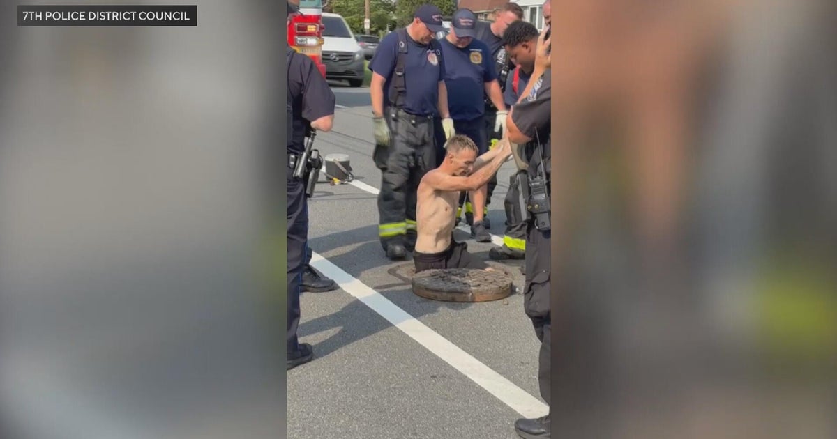 Man pulled from manhole after getting trapped in Northeast Philadelphia