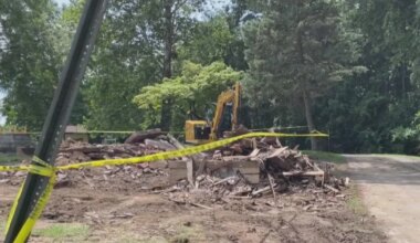 Historic log cabin in Westmoreland County demolished