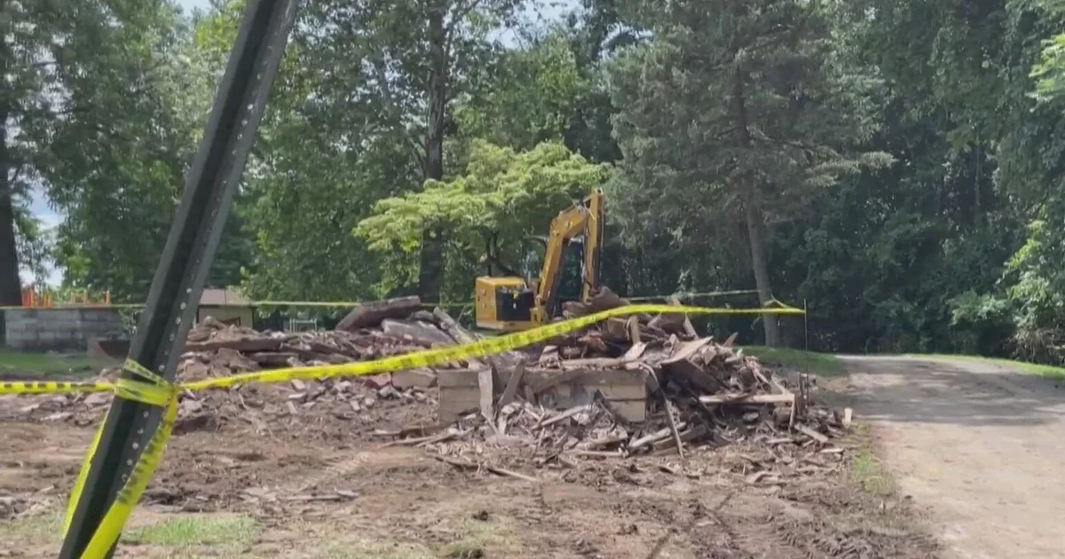 Historic log cabin in Westmoreland County demolished