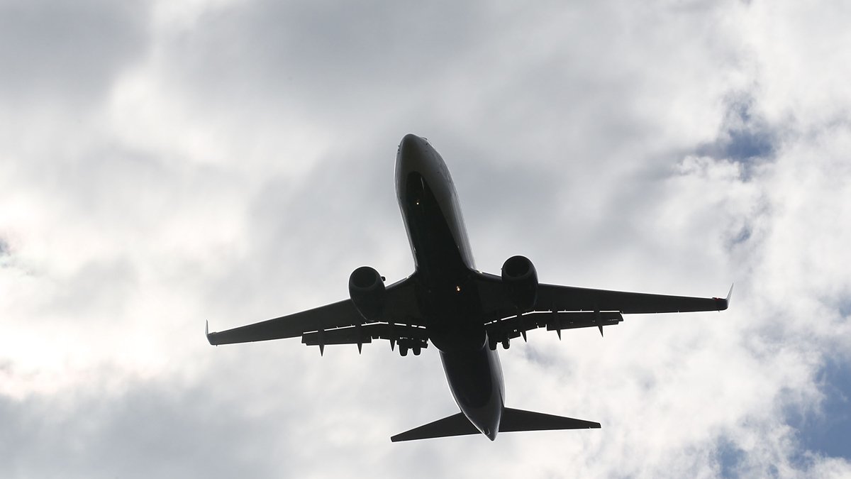 PHL arrivals delayed about 1 hour 16 minutes amid thunderstorms – NBC10 Philadelphia
