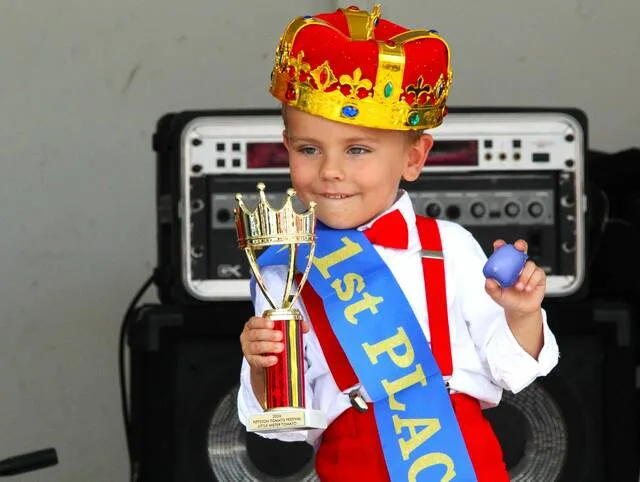 <p>Colton Malloy, 3, is crowed Little Mr. Tomato 2026.</p>
<p>Margaret Roarty | Sunday Dispatch</p>
