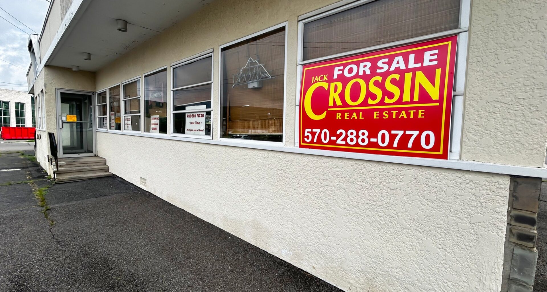 Victory Pig pizza shop for sale for nearly $800K; recipe being sold separately