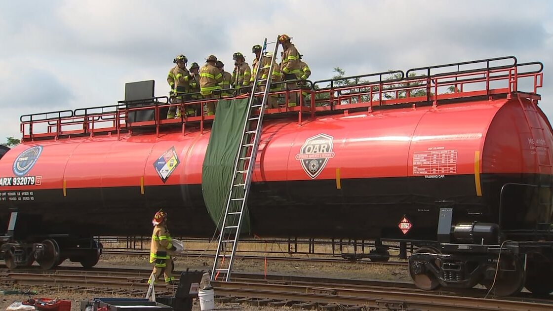 Norfolk Southern’s ‘Safety Train’ helps prepare Pittsburgh first responders for railroad emergencies