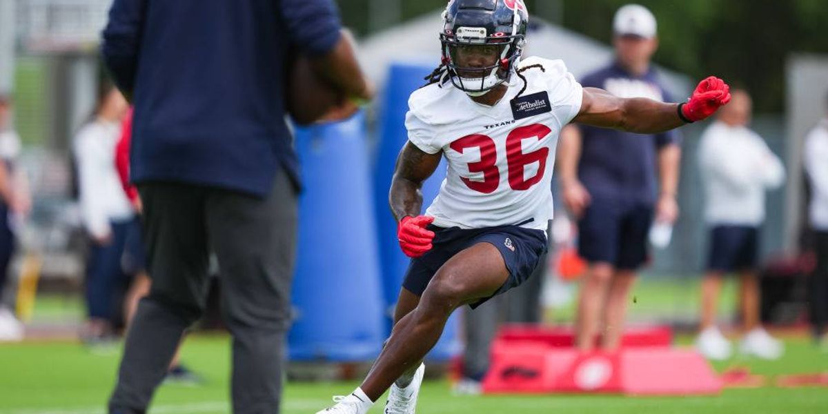 Steelers add another defensive back with cuts coming