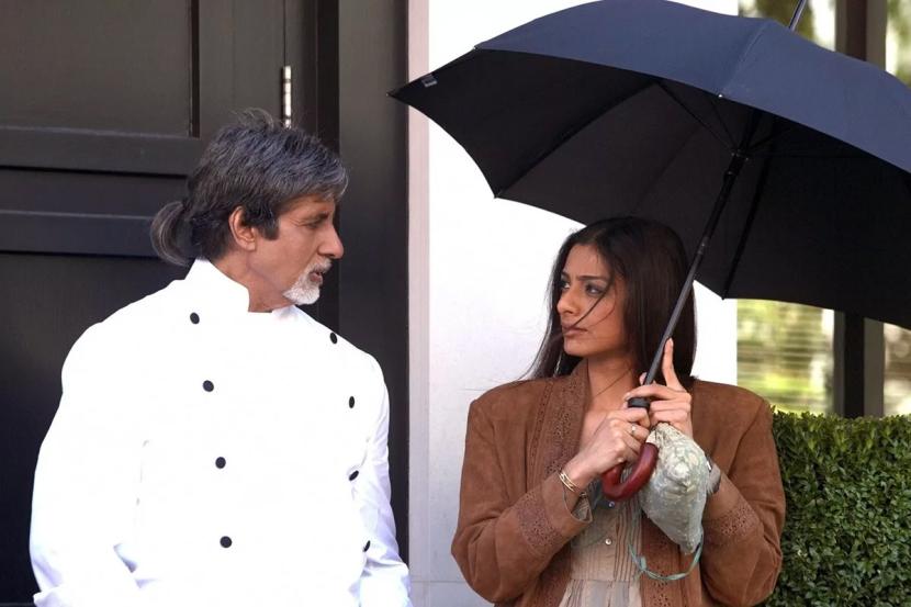 Amitabh Bachchan and Tabu in Cheeni Kum Amitabh Bachchan and Tabu in Cheeni Kum