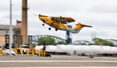 Prototype hybrid-electric aircraft lands in Philadelphia