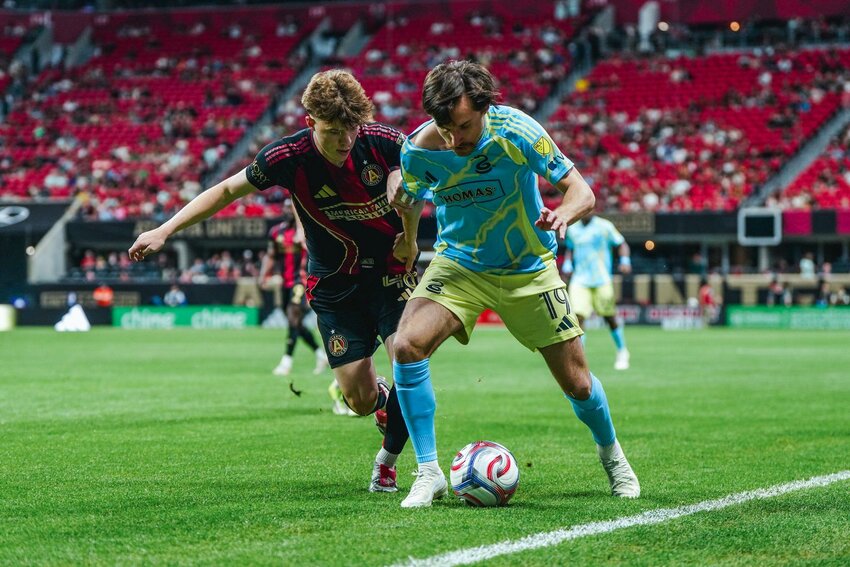 Philadelphia Union Midfielder Indiana Vassilev tries to advance the ball against Atlanta United.