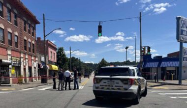 Police presence on scene of investigation in Pittsburgh