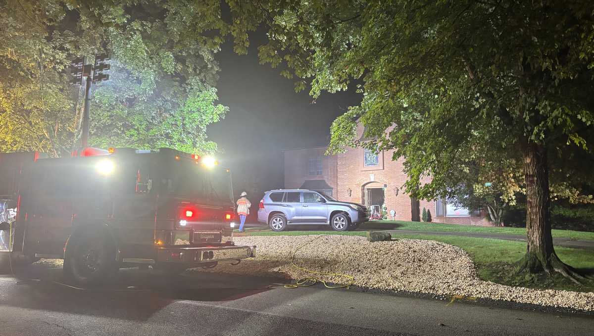 Crews called to Fox Chapel, Allegheny County for early morning fire