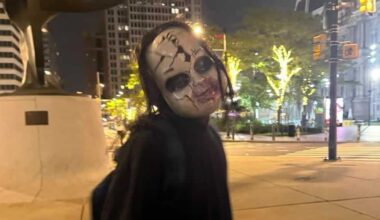 Individual in 'Chucky'-style mask accused of harassing people near Philadelphia City Hall