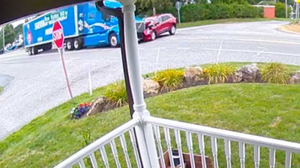 Video captures moment tractor-trailer, SUV collide on Pennsylvania road