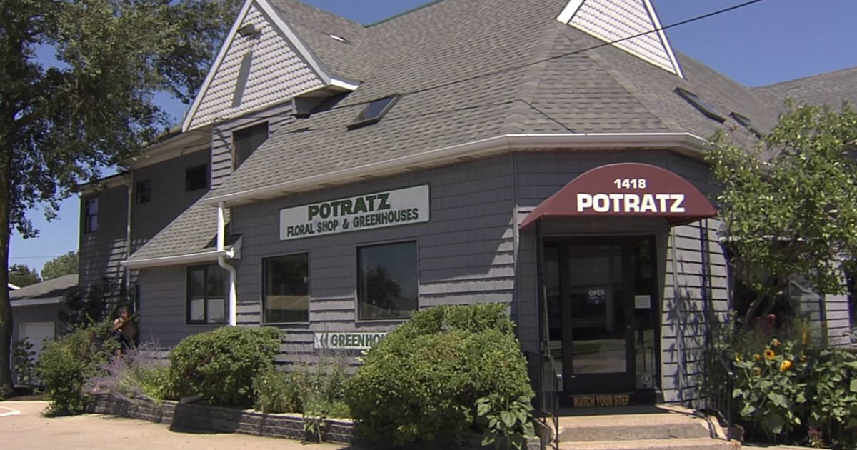 Giving You the Business: Potratz Floral Shop & Greenhouses | News
