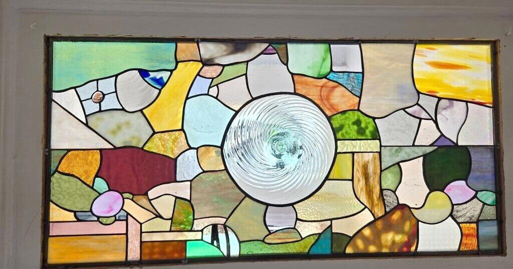 Former Clevelander’s stained glass artwork may be Pittsburgh’s ‘best kept secret’ | Local News