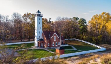 Free Lighthouse Climbs in Erie for National Lighthouse Day | News
