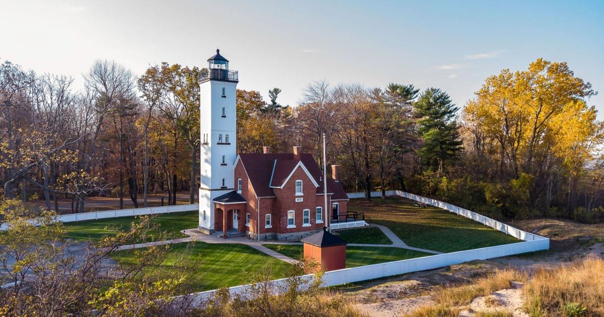 Free Lighthouse Climbs in Erie for National Lighthouse Day | News