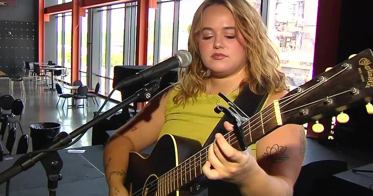 Artist Hannah Noel performs song 'livin a lie' on 69 News at Noon ahead of Musikfest performances this weekend | Entertainment News