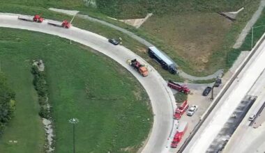 Amazon truck overturns on Pa. turnpike ramp | Northern Chester County
