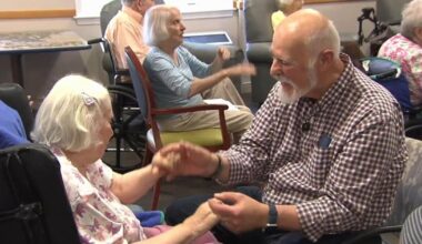 'You brought her back to life': Music, Zumba classes brings joy to Alzheimer's patients in Bethlehem | Bethlehem Area