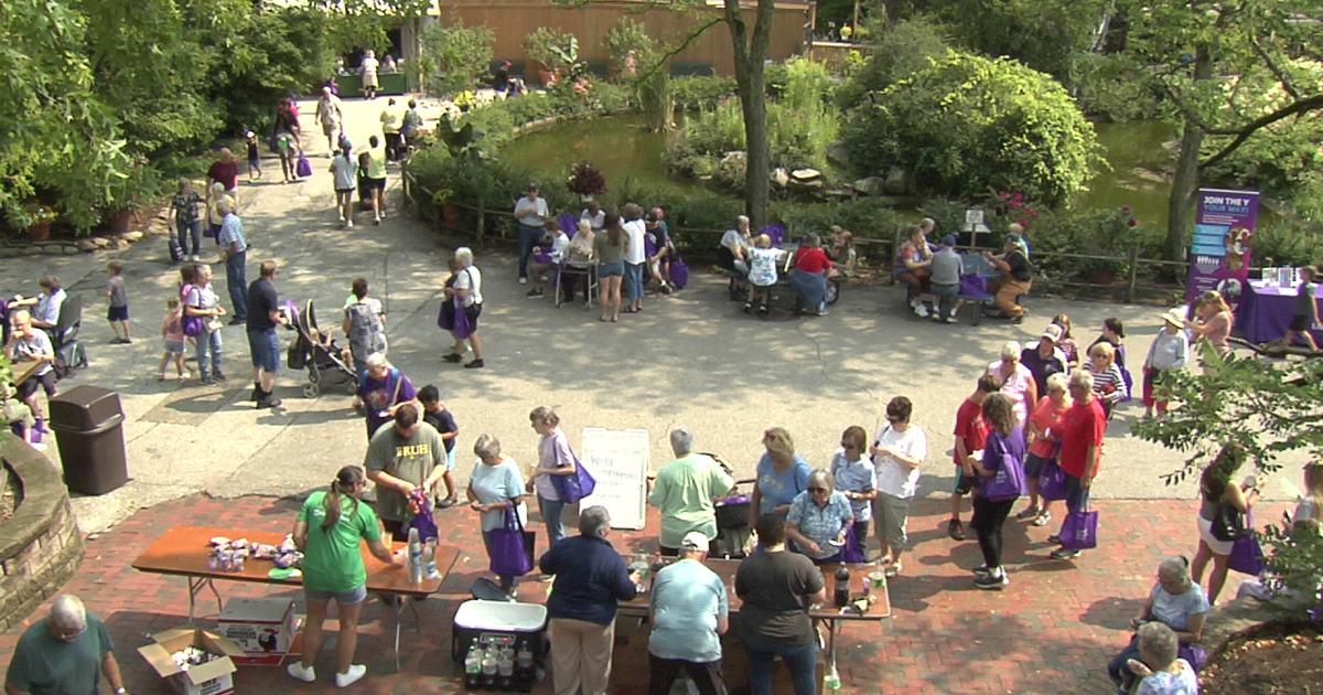 Erie Zoo Celebrates Grandparents and Grandkids on Senior Day | News