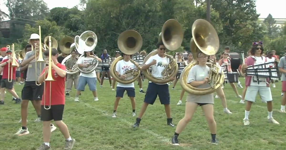 EAHS marching band prepares for performances in hot temperatures this season | Easton Area