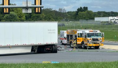 Serious injuries reported after 3-vehicle crash involving tractor trailer on Airport Road in Allentown | Allentown Area