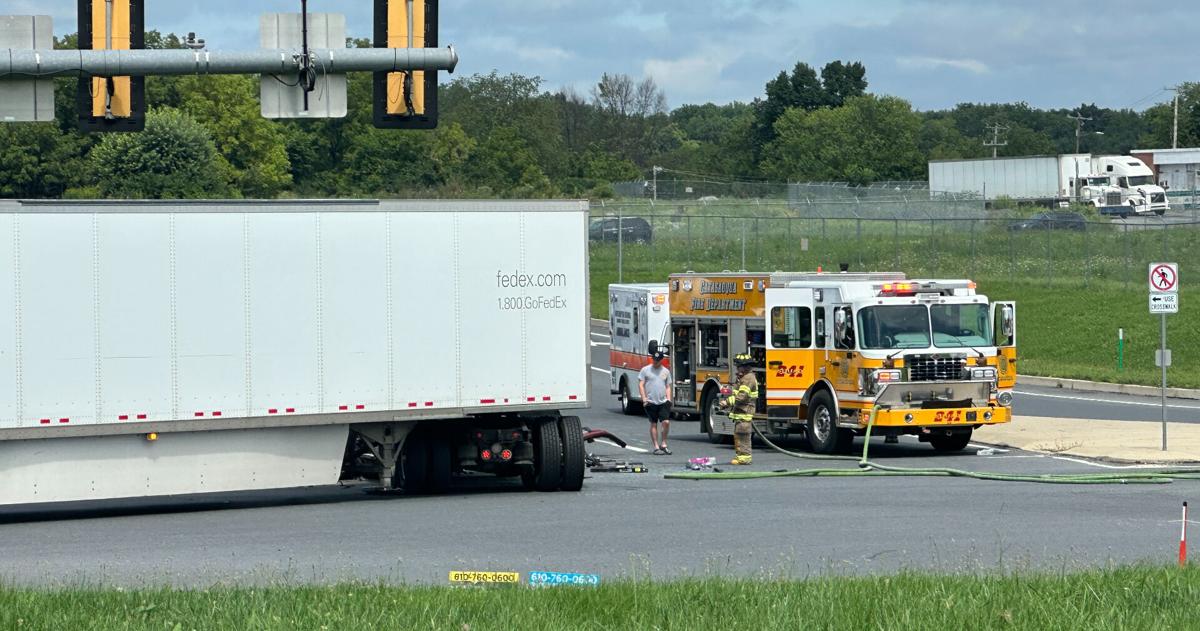 Serious injuries reported after 3-vehicle crash involving tractor trailer on Airport Road in Allentown | Allentown Area