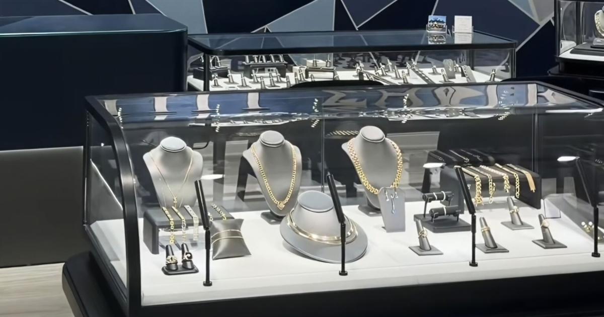 Longtime jeweler levels up with larger location in Lehigh County | Eat, Sip, Shop