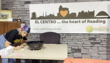 Reading's Colombian community gathers to pray, organize help after devastating earthquake | Reading Area